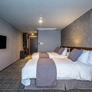 Hotel With Jeju